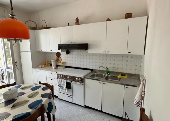 Holiday home Garofani 22