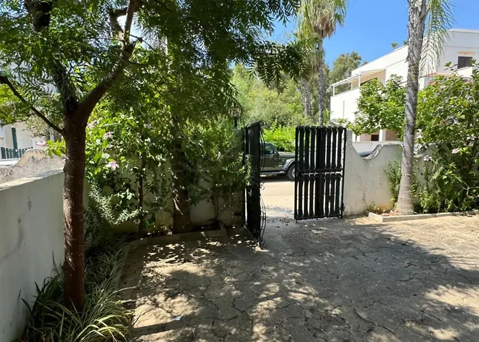 Holiday home Garofani 22